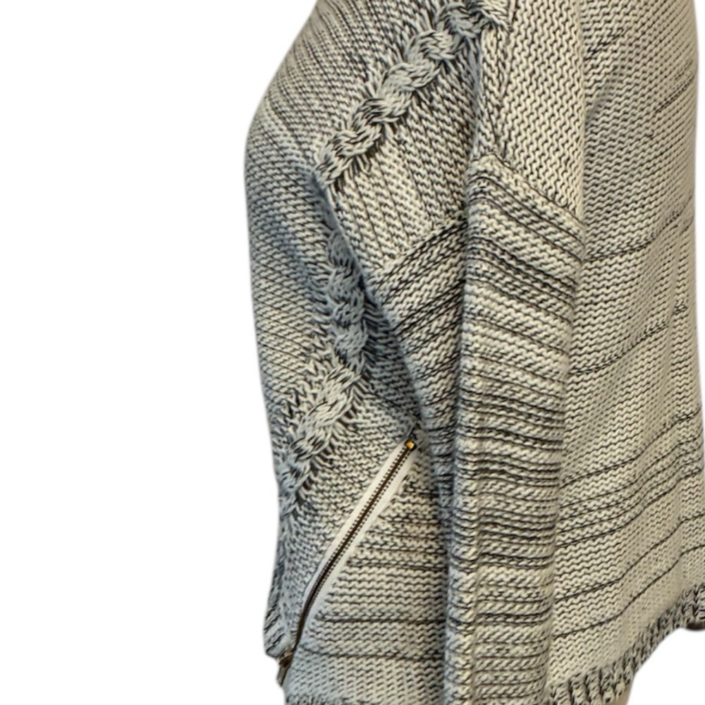 Altar’d State knit sweater - Picture 8 of 8